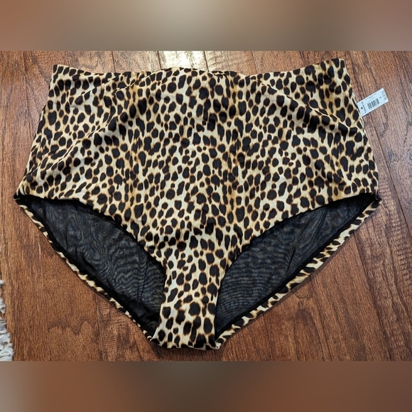 Torrid leopard swim High Waist Bottom 3x & Underwire Twist top 3x DD/F - Picture 8 of 15